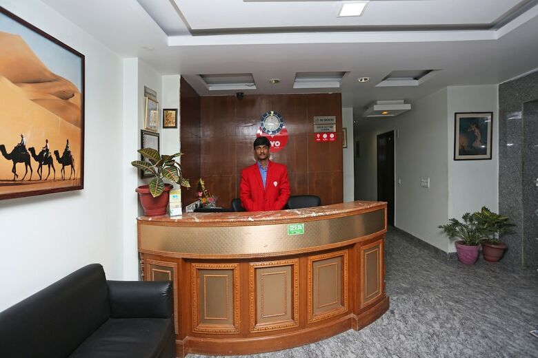 Oyo 6596 Hotel Flight Path