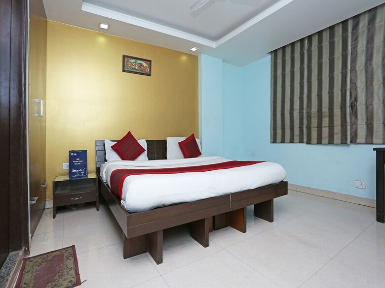 Oyo 6596 Hotel Flight Path