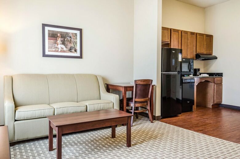 Hotel Mainstay Suites Hackberry Sportsman's Lodge