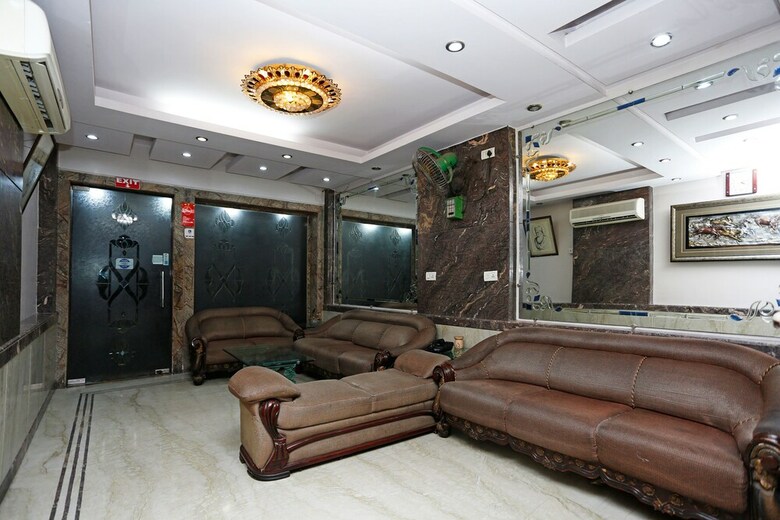 Oyo 5401 Hotel Mid Town
