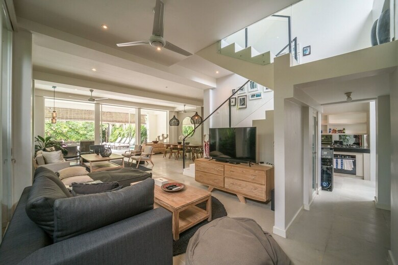 Levi Villa