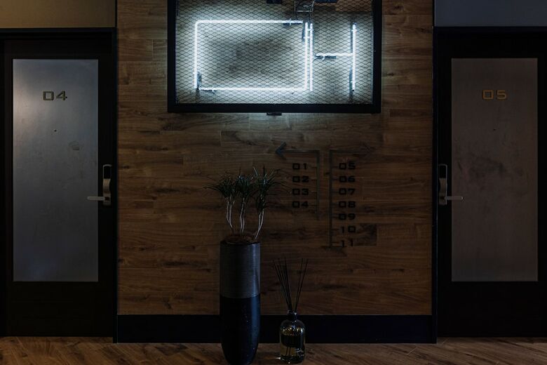 H Hotel