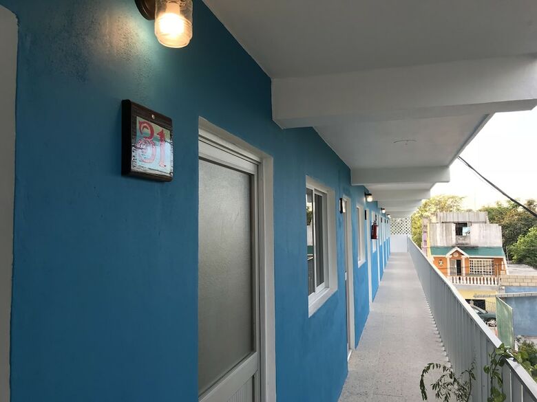 Motel Blue Coconut Cancun