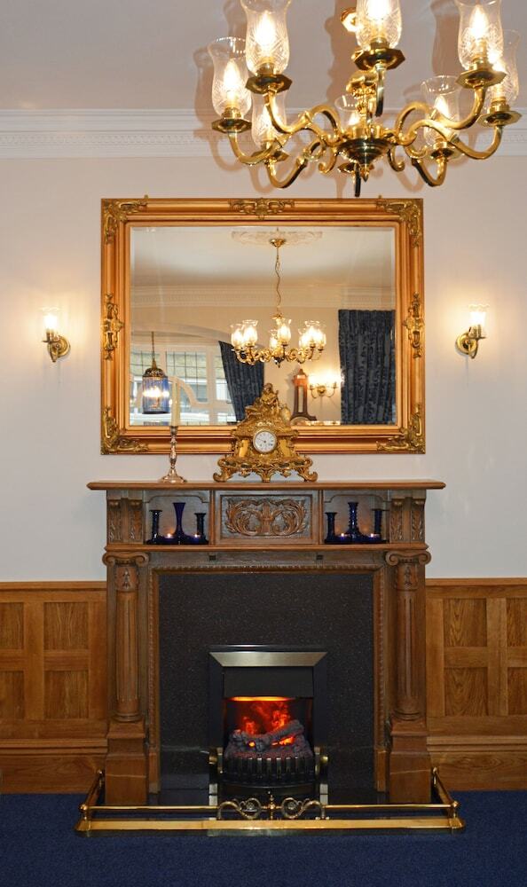 Hotel Haven Hall