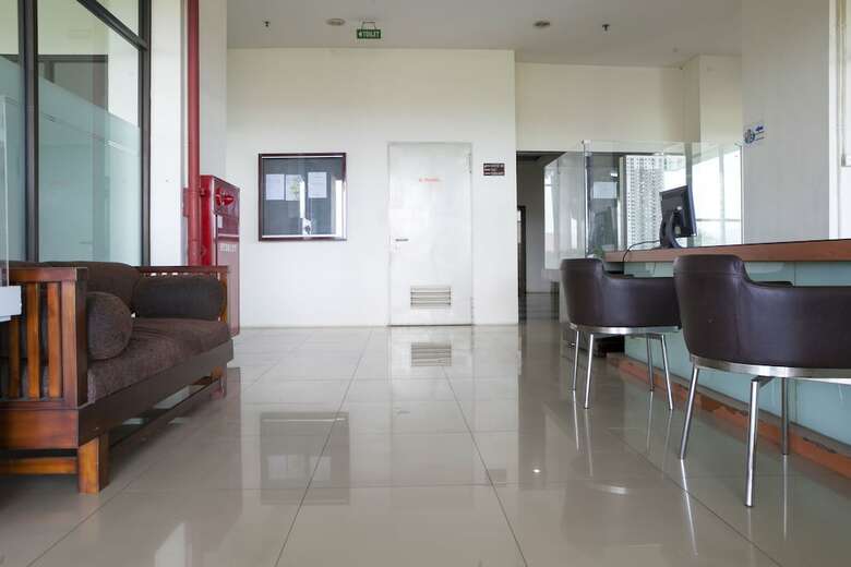 Hotel Reddoorz Apartment @ Tamansari Panoramic Soekarno
