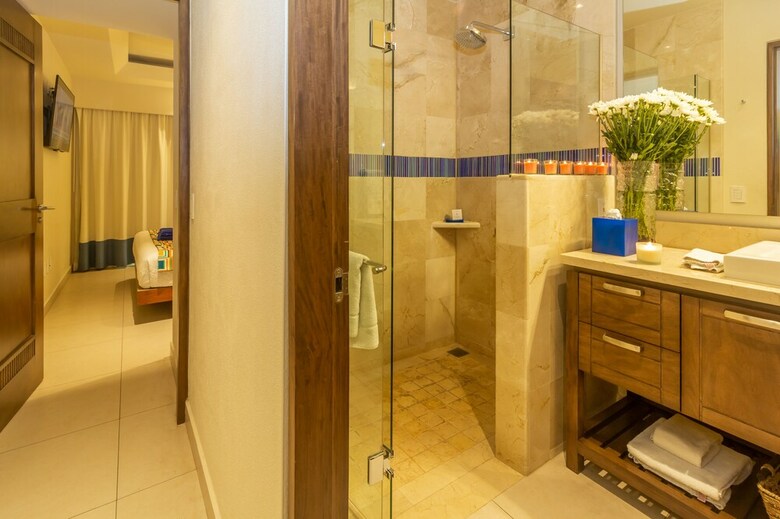 V Azul Condo At Vallarta Romantic Zone - Adults Only