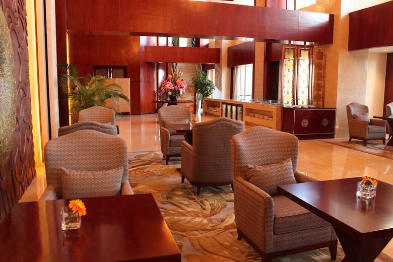 Hotel Howard Johnson Tropical Garden Plaza Kunming