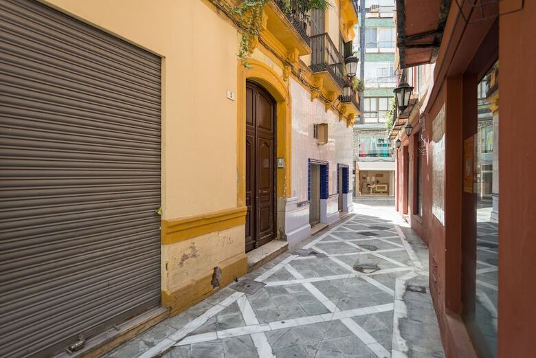 Sunny Malaga Apartments