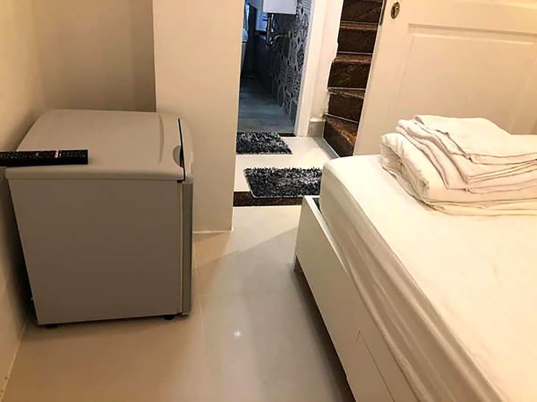 Hotel Full House Hostel