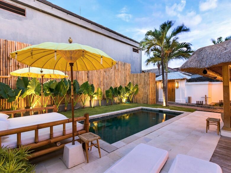 Villa Waterlily