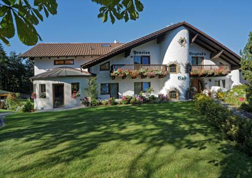 Hostal Pension Bergstub`n