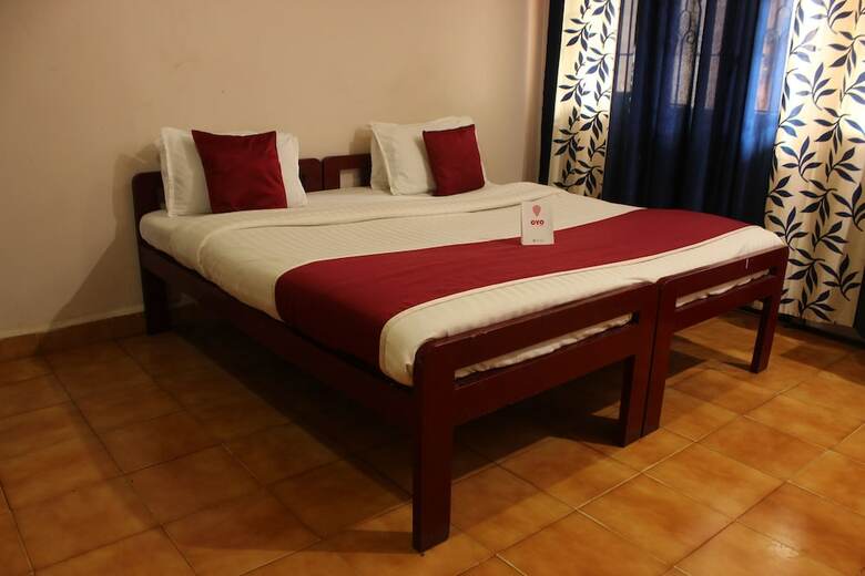 Hotel In Baga Near Titos Lane