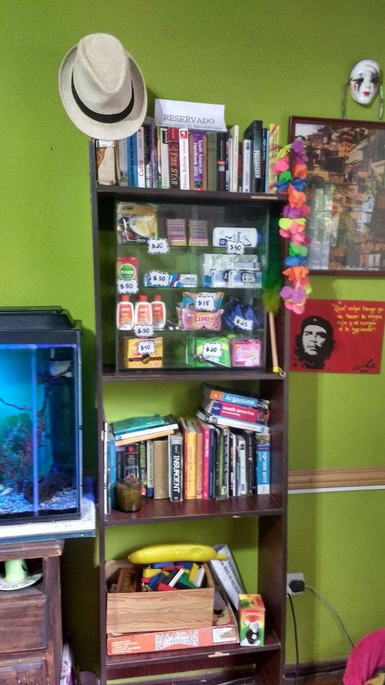 Hostal Estacion Mendoza Hostel