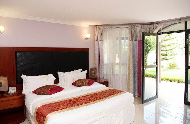 Orient Park Hotel