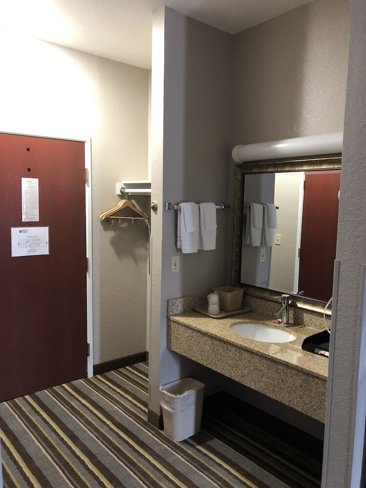Motel Super 8 By Wyndham Aurora/naperville Area