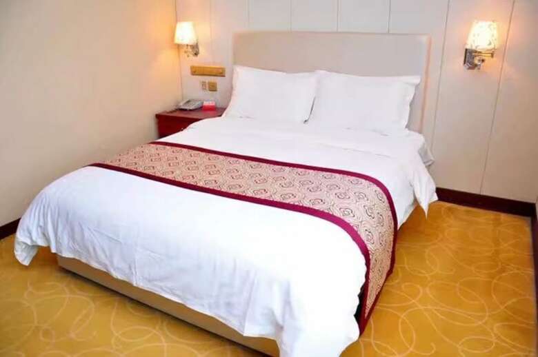Xining Xibai Hotel