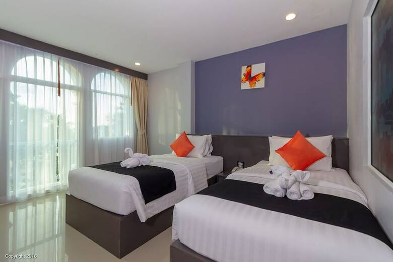 Modern Living Hotel