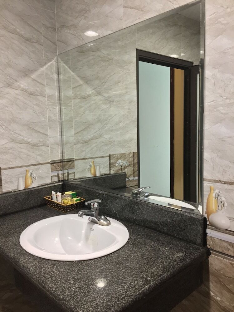 Bambou Hotel Halong