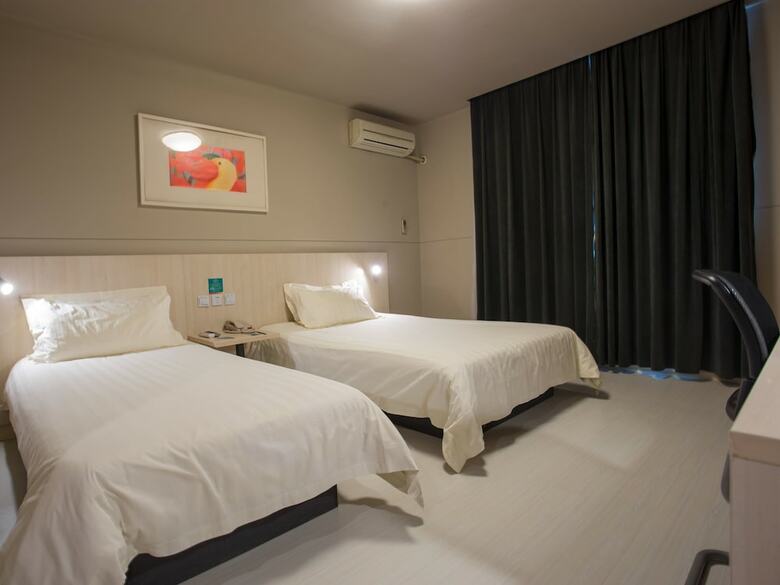 Hotel Jinjiang Inn Jiamusi New Mart