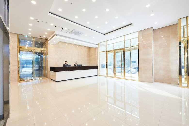 Goldcoast Hotel