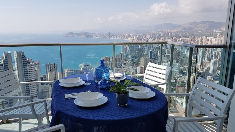 Apartamentos Benidorm Sky (torre Lugano)