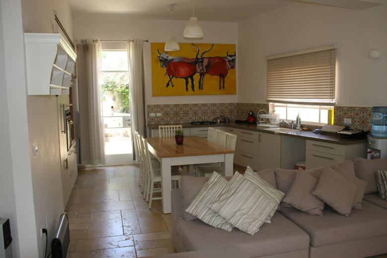 Hotel Pina Barosh Bnb