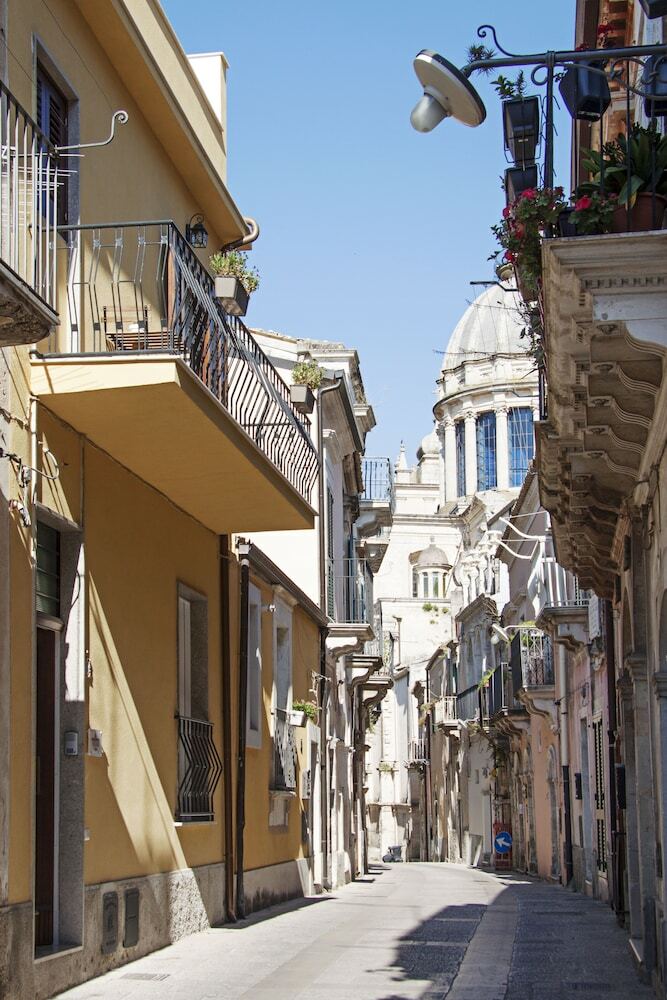 Bed & Breakfast Bfame - Cornice Barocca