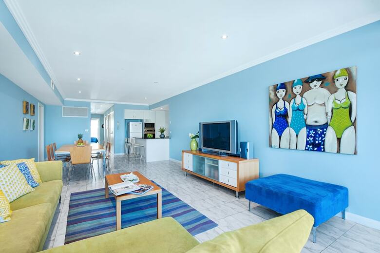 Apartamentos On The Beach Getaway