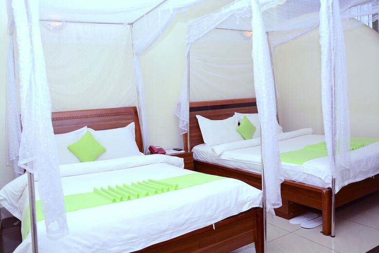 Five To Five Hotel