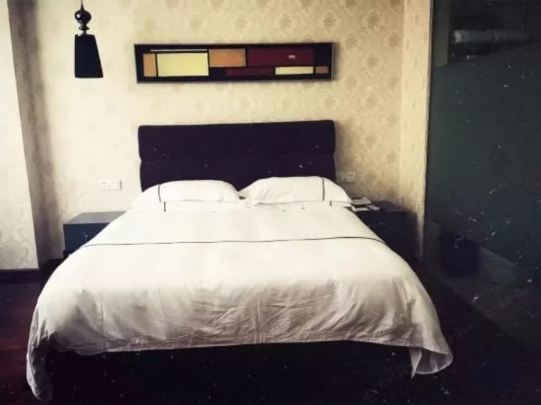Yiwu Bai Heng Hotel