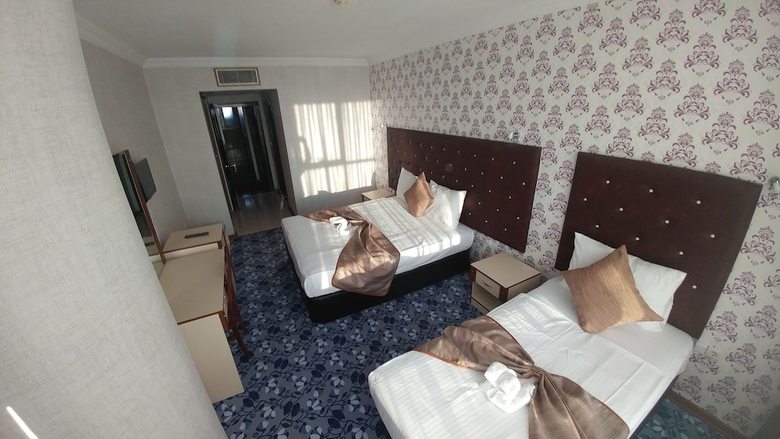 Hotel Lacin Park