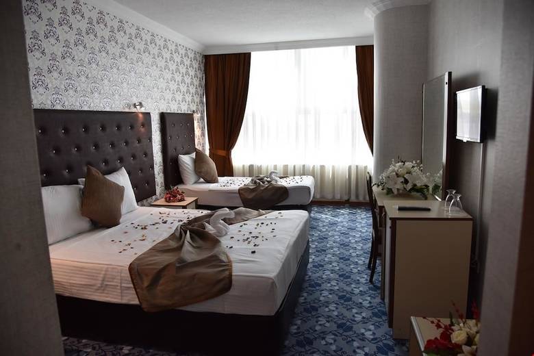 Hotel Lacin Park
