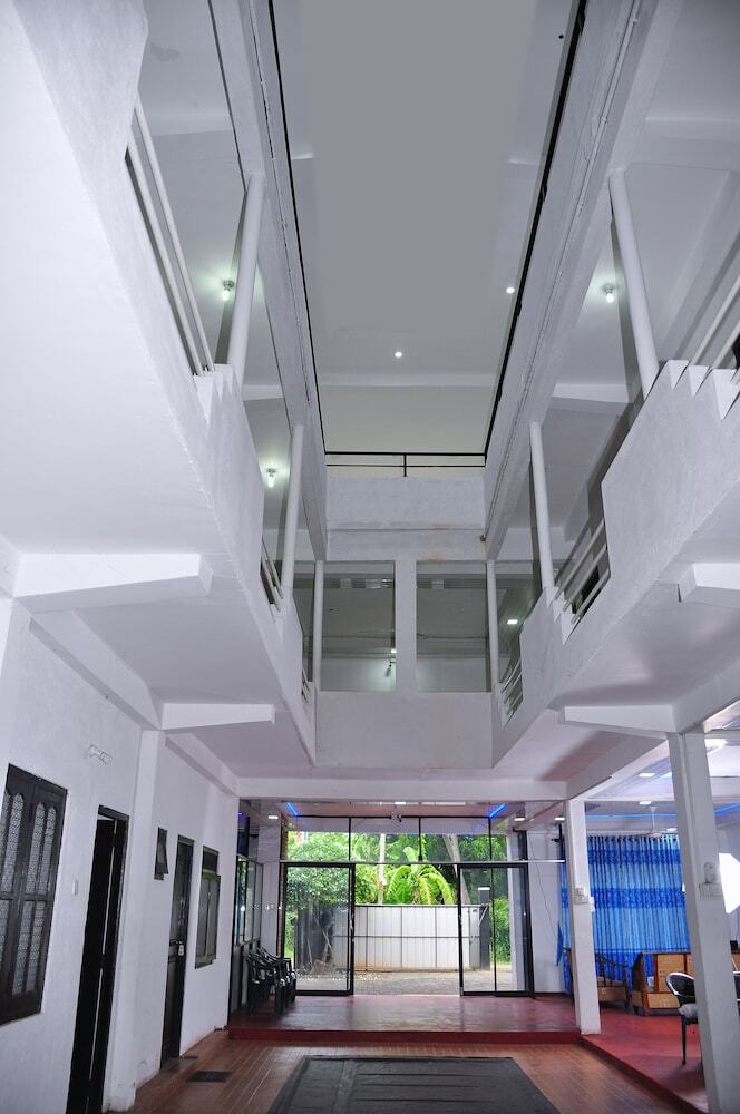 Hotel Jagadakshi Holiday Resort