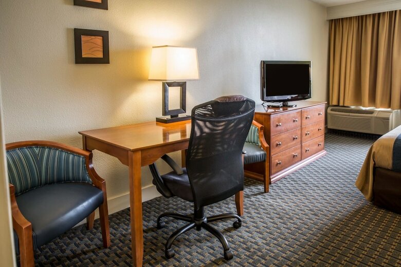 Hotel Comfort Inn South Oceanfront