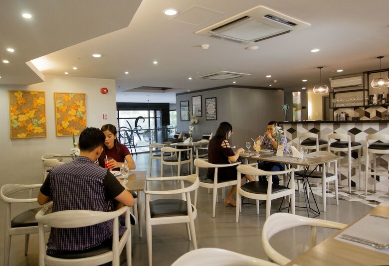Cebu Hotel Plus