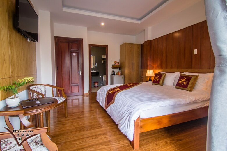 Robins Villa