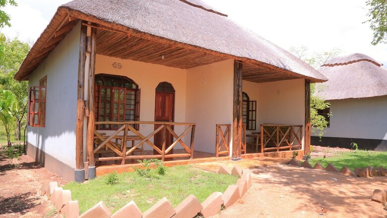 Posada Mikumi Adventure Lodge