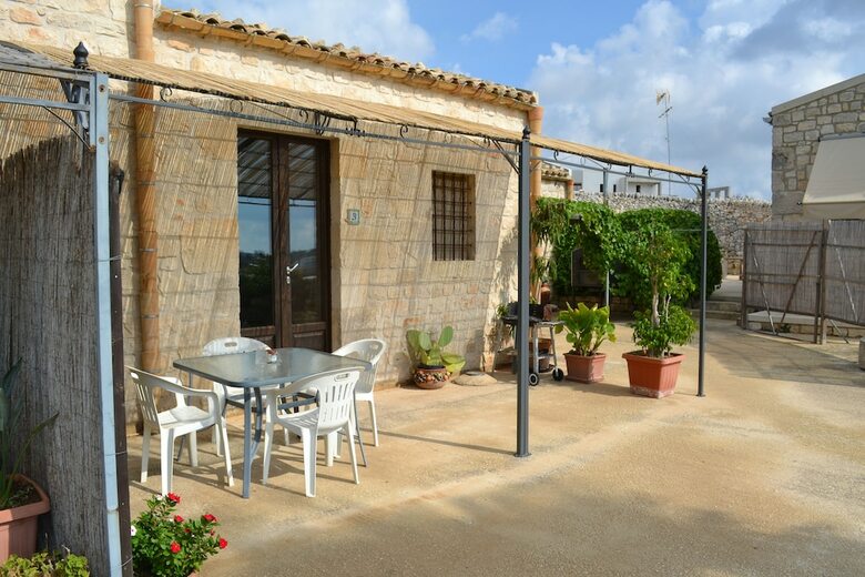 Hotel Antica Masseria Timparuci