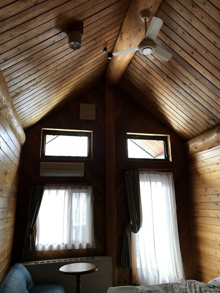 Posada Mori No Log Hotel Kamloops