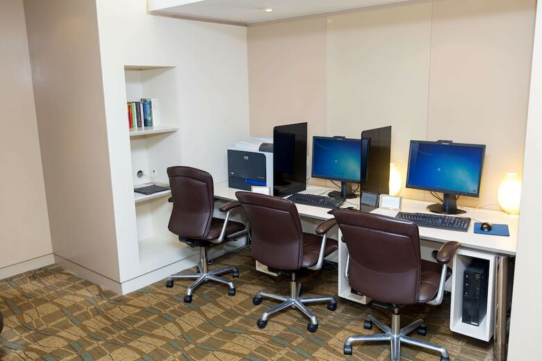 Hotel Hilton London Gatwick Airport