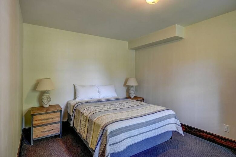 Chalet Phoenix