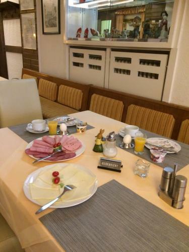 Hostal Hotel Und G�stehaus Gute Quelle
