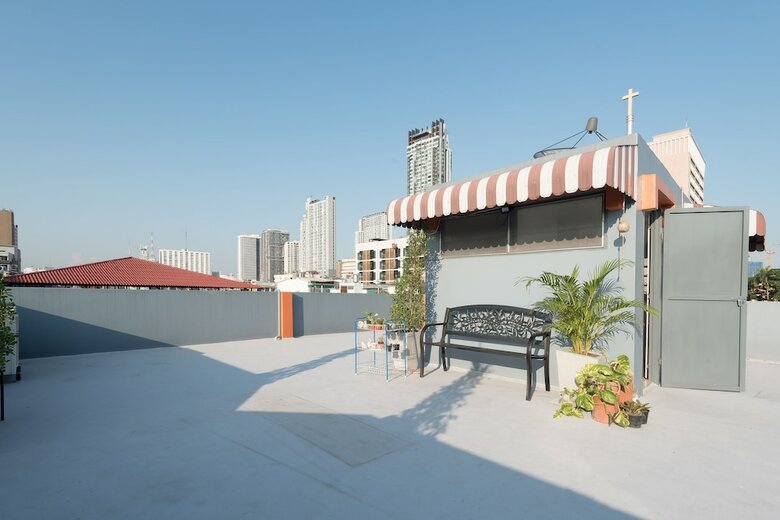 Hostal Baansu Hostel