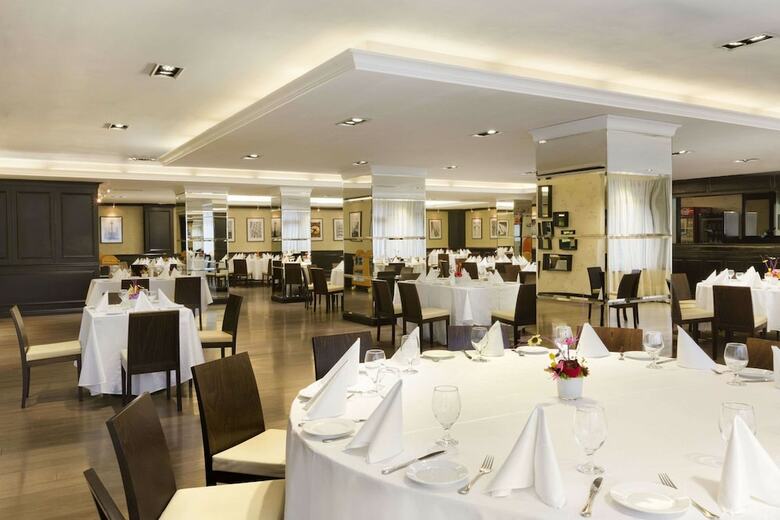 Hotel Ramada By Wyndham Iasi City Centre