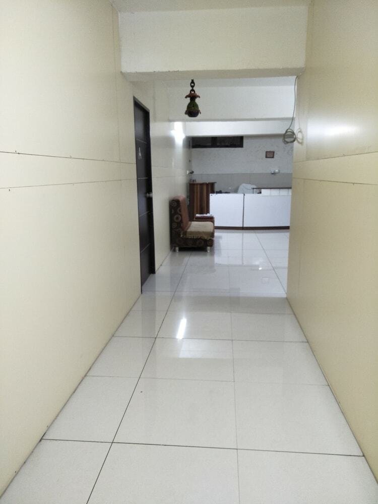 Hostal Night-halt Dormitory