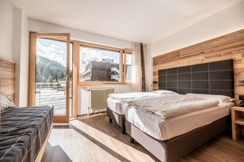 Hotel Sporting Ravelli