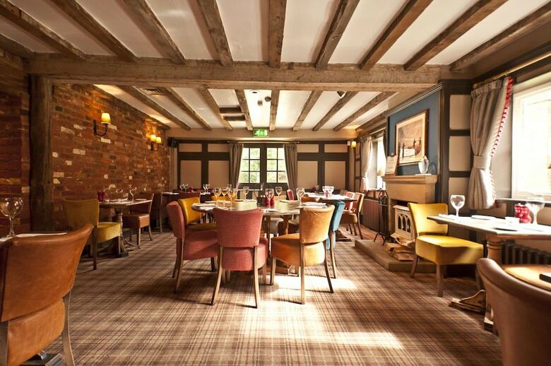 Hotel The Crown Pub Dining Rooms