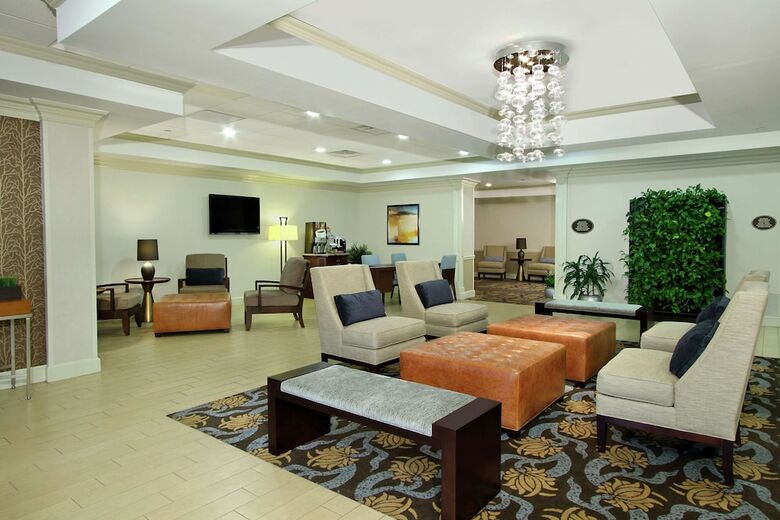 Hotel Doubletree By Hilton Mahwah