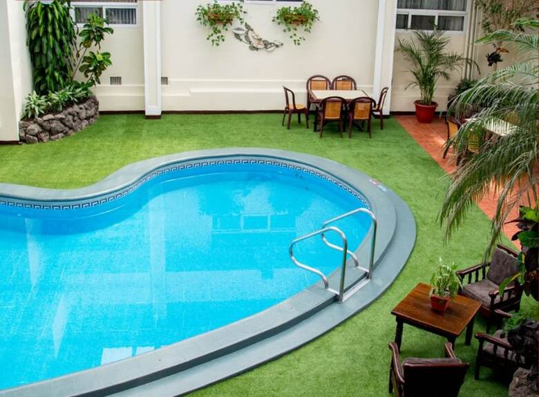 Hotel Pensi�n Bonifaz
