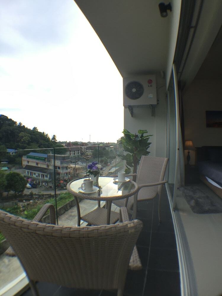 Apartamentos Seventh Condo Karon